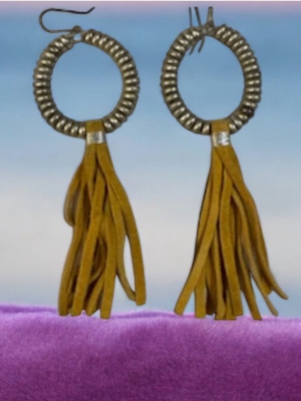 Choose your earrings - Picture 11 of 15